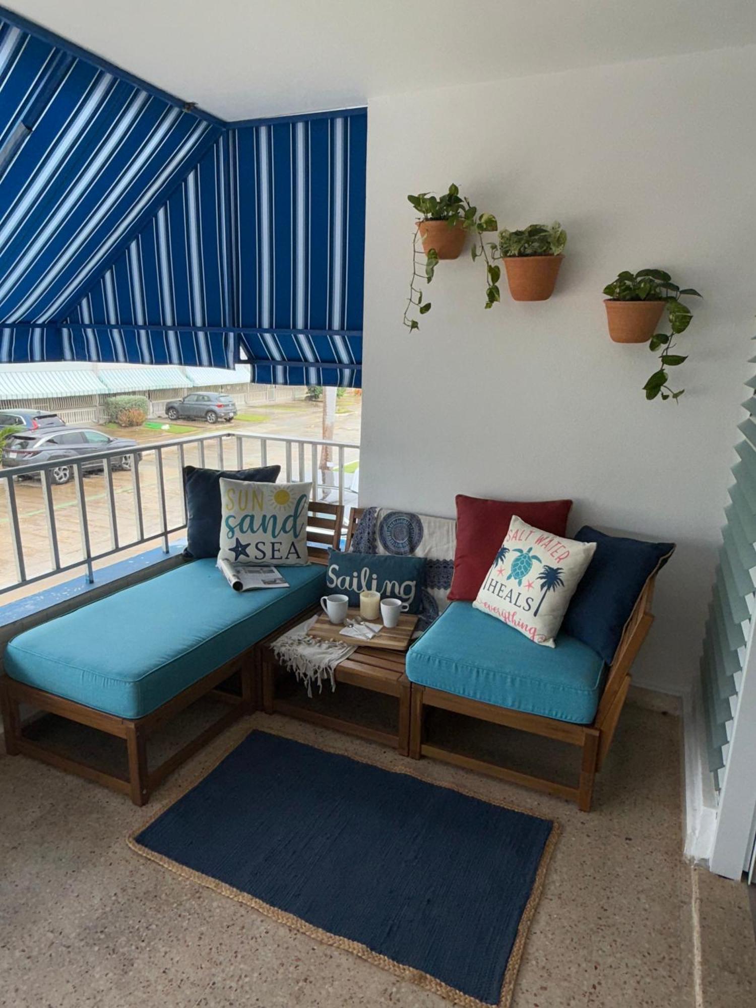 Oceanview Apartment Steps To The Beach Luquillo Zewnętrze zdjęcie